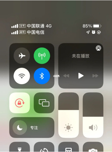 西华苹果手机维修分享iPhone双卡信号解决办法 