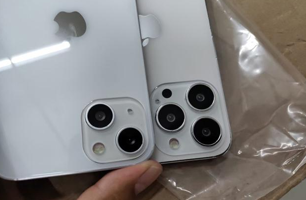西华苹果手机维修分享iPhone 13‌机模长什么样 