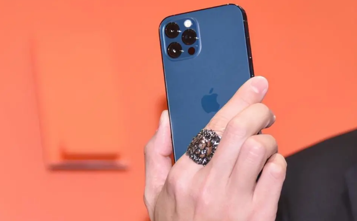 西华苹果手机维修分享iPhone12系列重启方法教程 