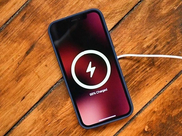 西华苹果手机维修分享iPhone 12可以随便充电吗 